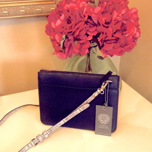 Vince Camuto Handbags - Vince Camuto Genuine Leather Crossbody Purse - NWT
